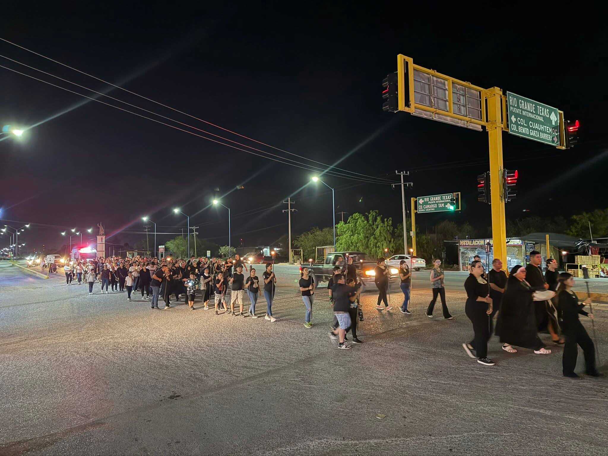 Caminata de fe y silencio reúne a la comunidad