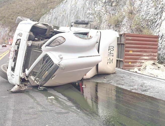 Deja Semana Santa 4 decesos