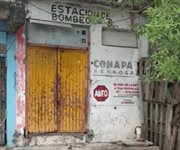 Vecinos denuncian cárcamo abandonado