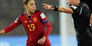 La FIFA elige a 52 árbitros para el Mundial, incluidas 2 mujeres