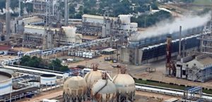 Analiza gobierno esquemas tecnológicos privados para Pemex