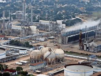 Analiza gobierno esquemas tecnológicos privados para Pemex