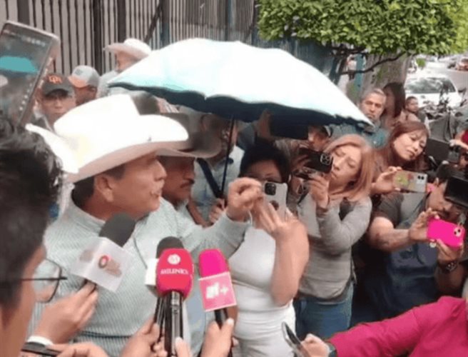 Agricultores se retiran de Segob; amagan con boicot para el Mundial