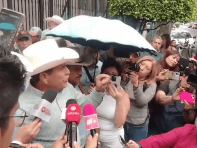 Agricultores se retiran de Segob; amagan con boicot para el Mundial