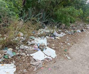 Denuncian botadero y calles en penumbras en Río Bravo