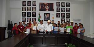 Firman convenio de participación social