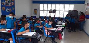 Mañana regresan a clases más de 100 mil estudiantes