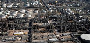 Controla Pemex derrame en refinería de Houston