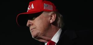 Trump arremete contra el Papa por la guerra en Irán