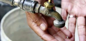 Condicionan el agua y chocan con la Ley