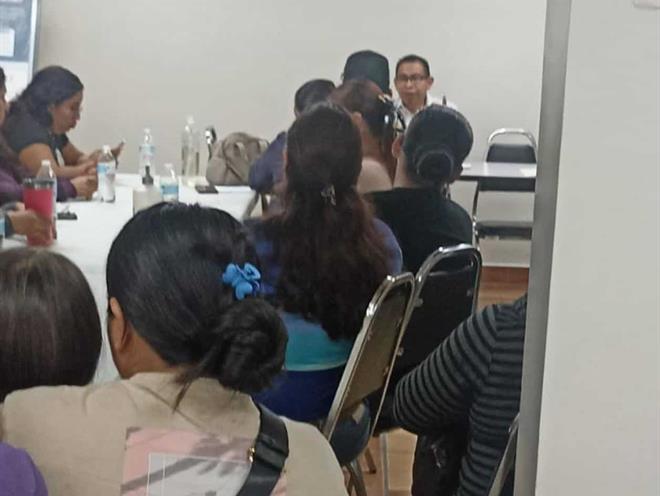 Trabajadores protestan por cambio de turno