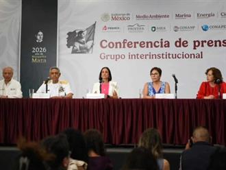 Separan a tres funcionarios de Pemex por derrame en el Golfo