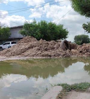 Obra inconclusa colapsa avenida