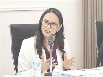 Bajo la lupa exfuncionarios