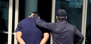 Intentaba robar carne para asar