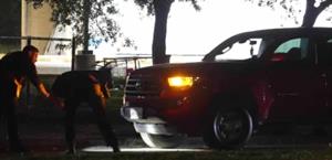 Fallece arrollado mientras estaba sentado en banqueta