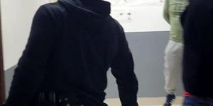 Les cortan la fiesta a 2 agresivos compadres