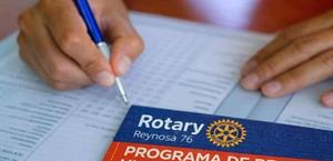 Abren becas universitarias