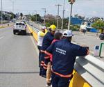 Rescatan a hombre  a punto del suicidio