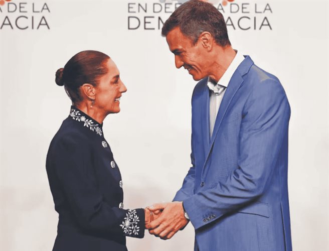 Le fue bien a México, dice Sheinbaum a su regreso de España