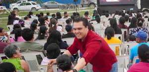 Disfrutan “HP Cinema” los alumnos y adultos