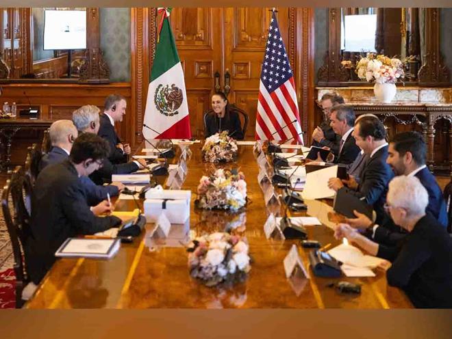  Sheinbaum y delegación de Estados Unidos en revisan el T-MEC