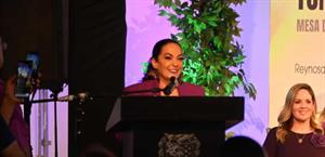 Comparte con mujeres líderes homologación del feminicidio