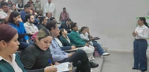 Curso de adiestramiento a pasantes de enfermería