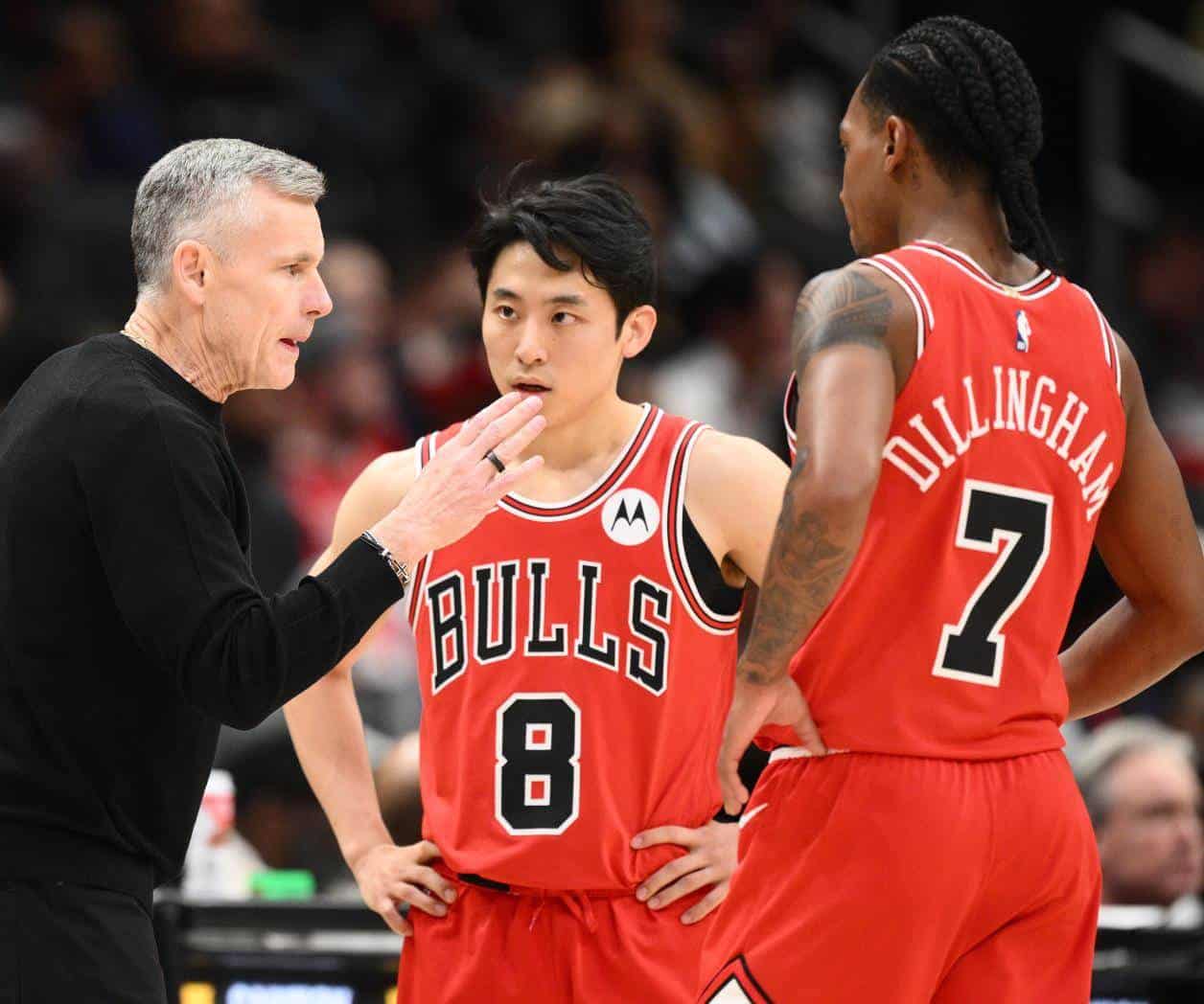 Entrenador renuncia  a los Bulls de Chicago