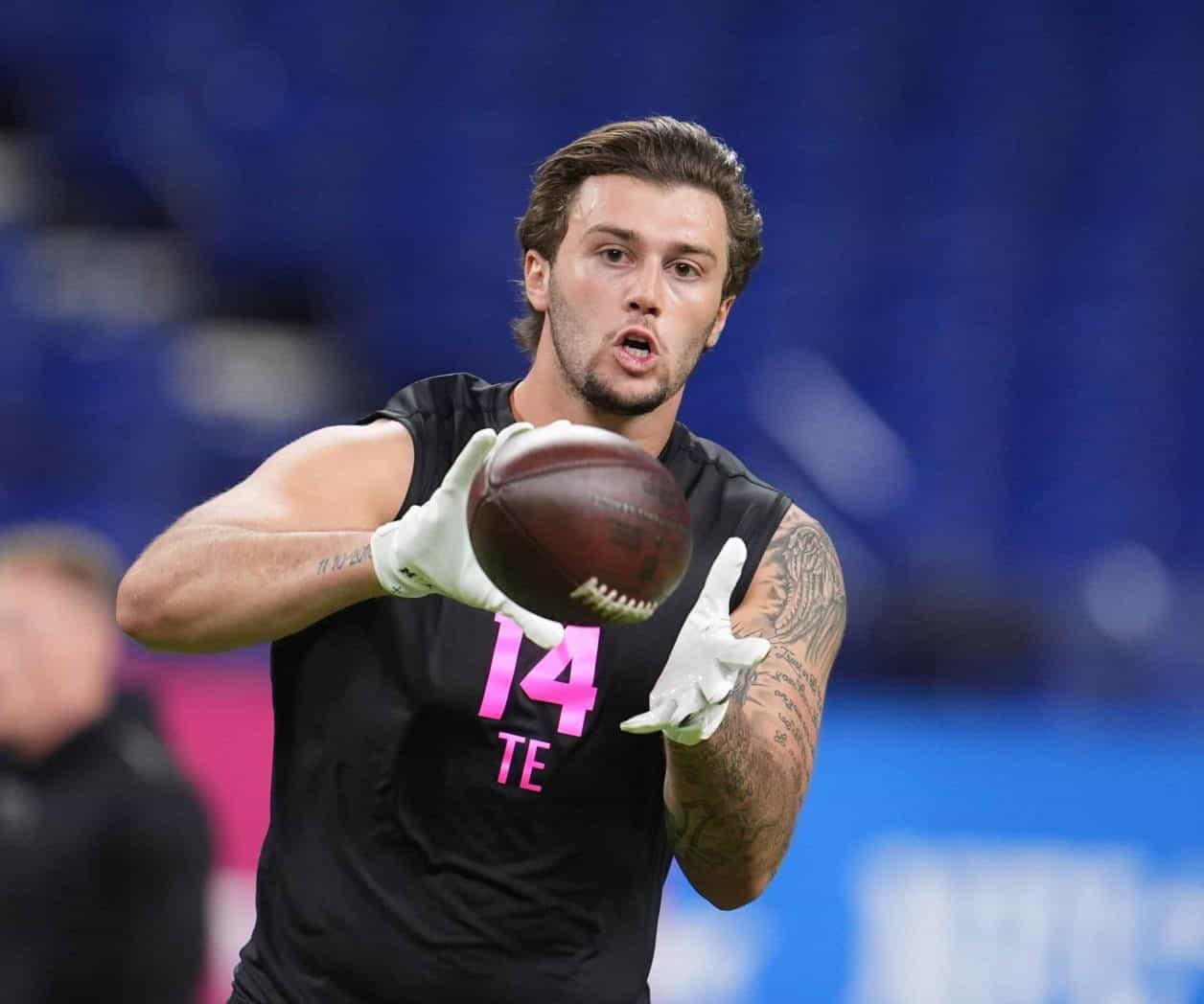 Marlin Klein espera su recompensa en el draft NFL