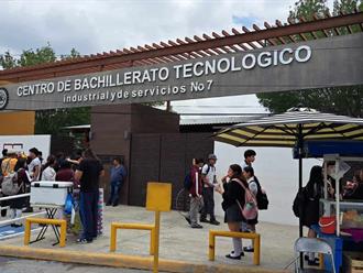 Pese a amenazas, clases normales en CBTIS 7