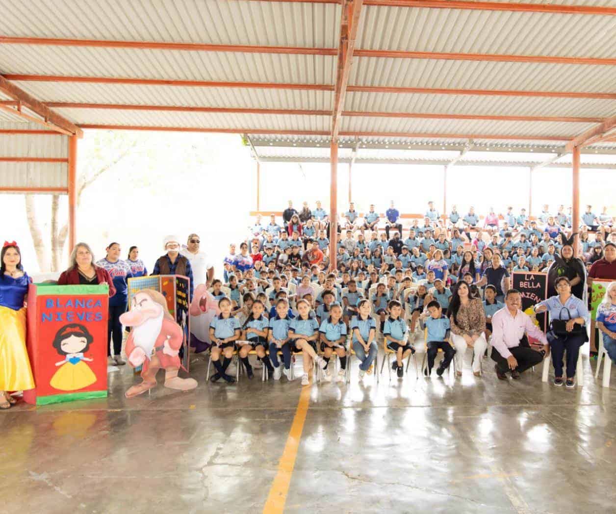 Fomentan la lectura en estudiantes  durante la jornada del Día del Libro