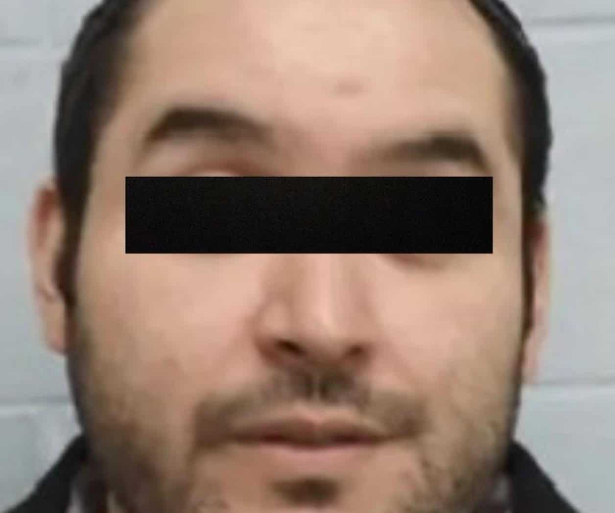 Acusado de exhibicionismo se entrega a las autoridades