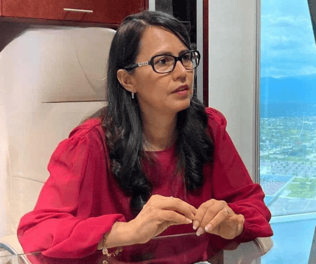 Van contra constructoras incumplidas en el estado