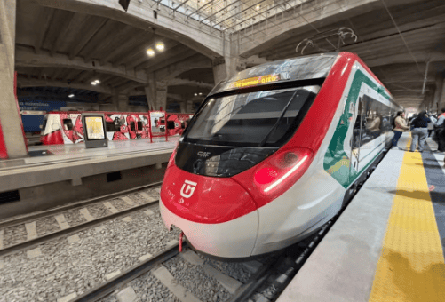 Inauguran el Tren Felipe Ángeles para impulsar el desarrollo regional