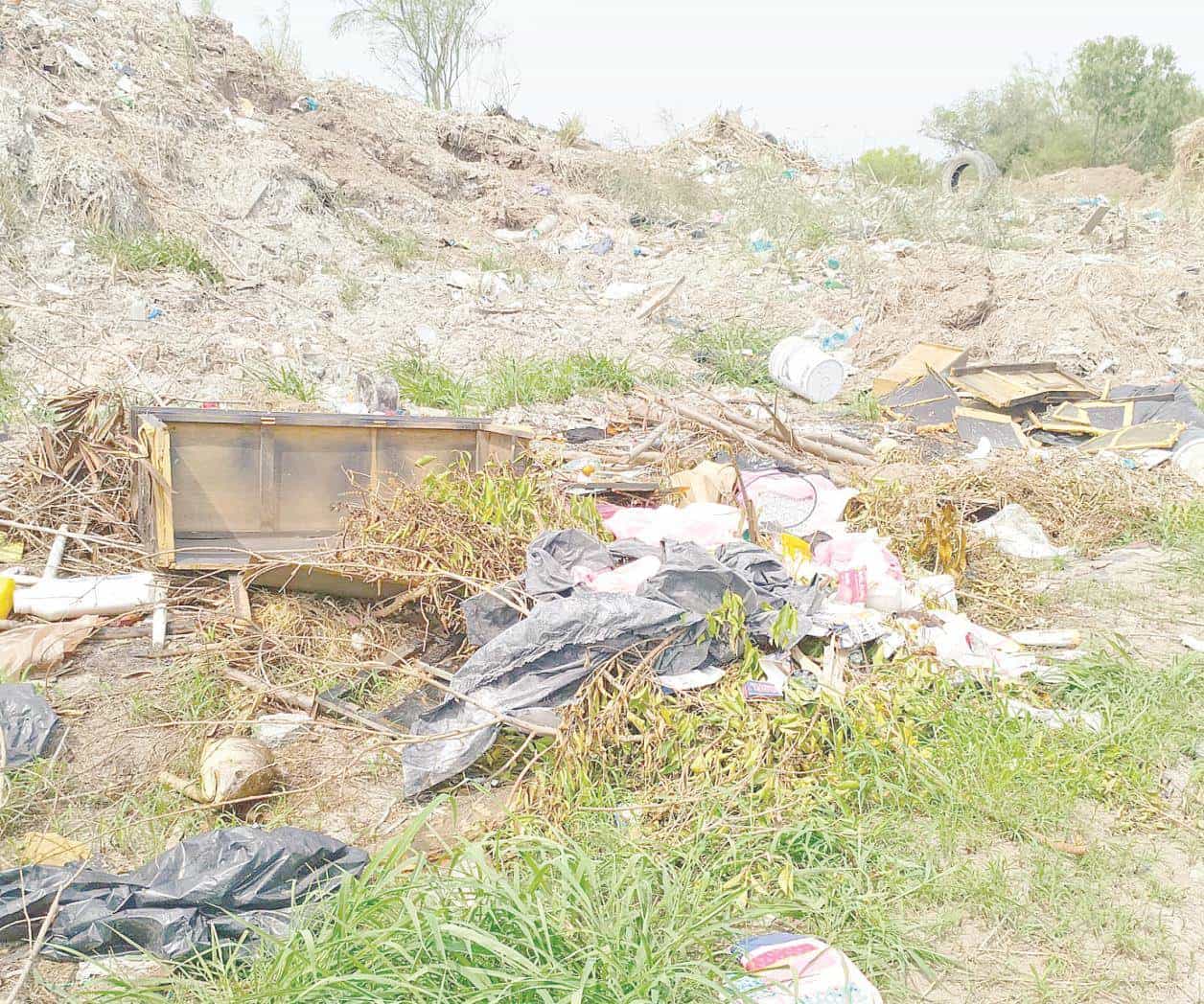 Colapsa dren Río Bravo y retornan aguas negras  en Misiones del Puente