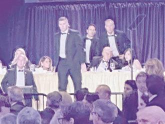 Atacante dejó escritos de odio