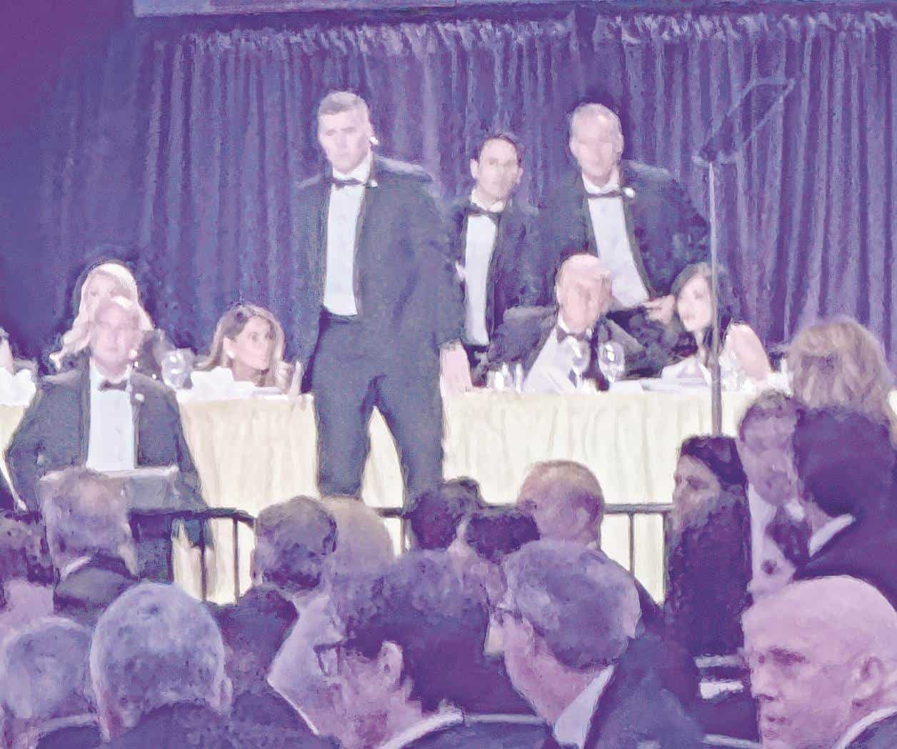 Atacante dejó escritos de odio