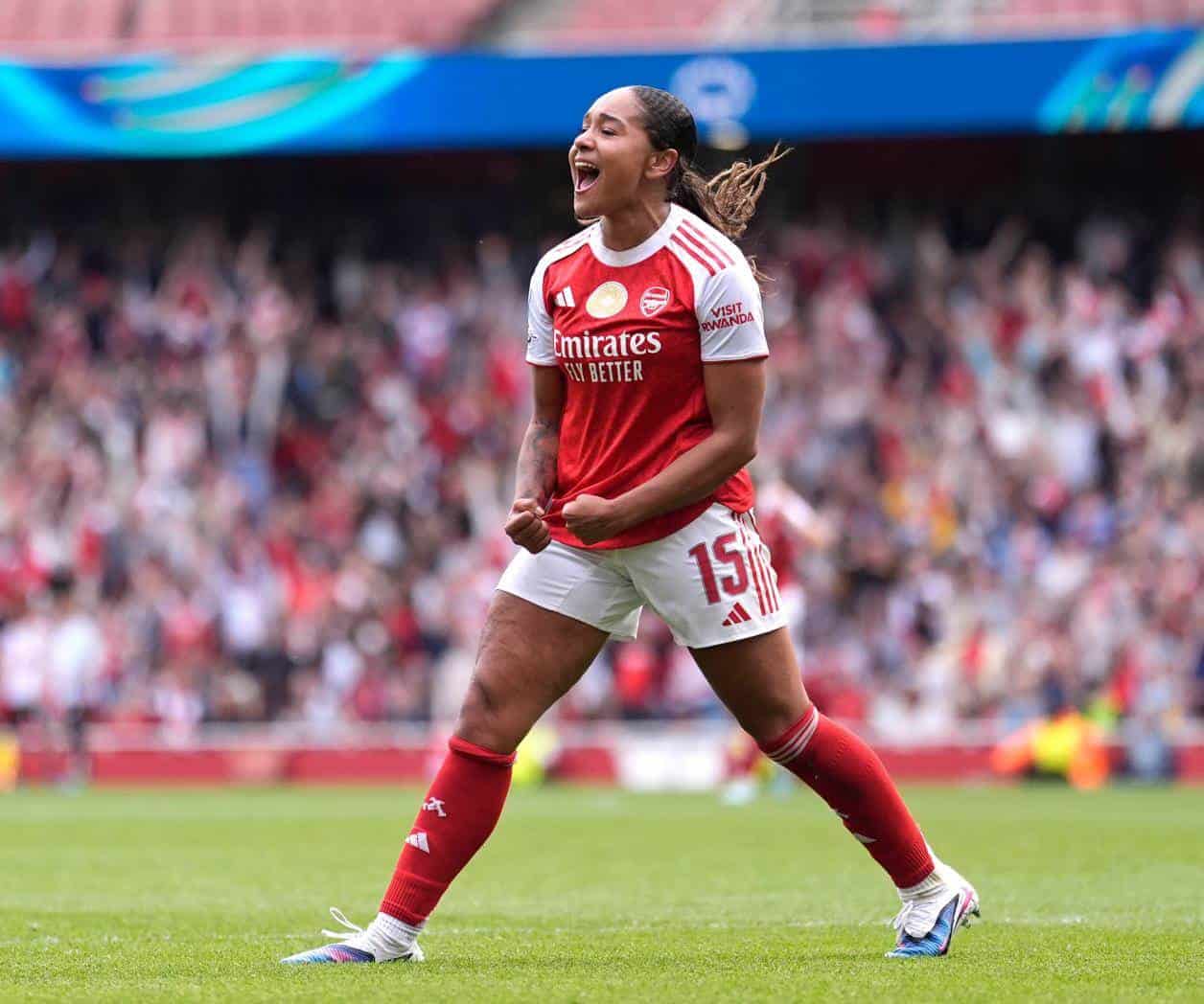 Arsenal gana en semifinales