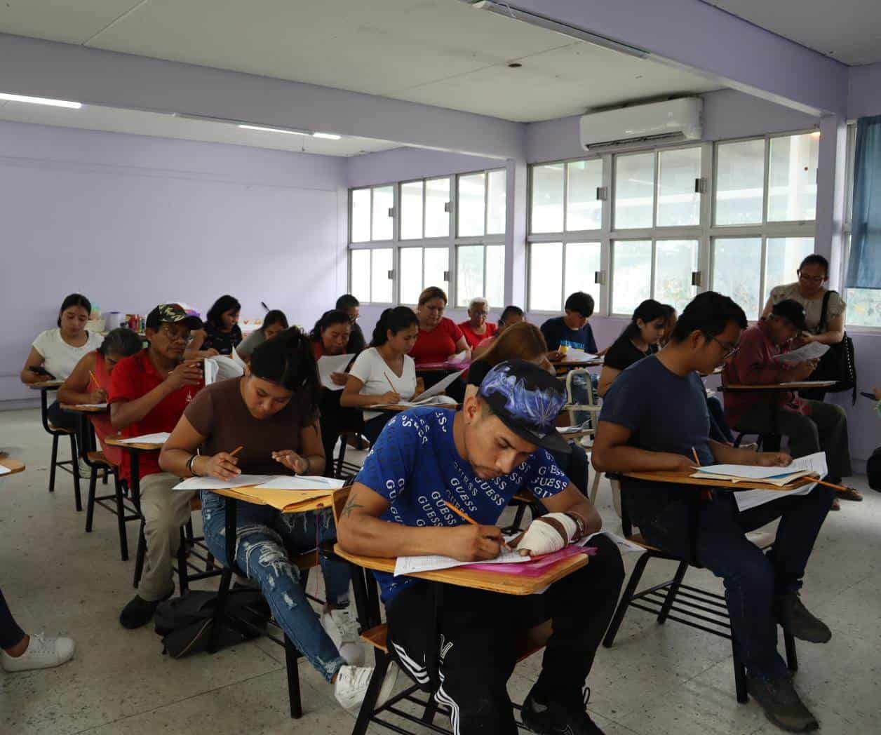 Van contra rezago educativo