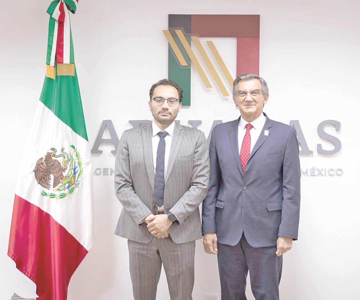 Se reúne Américo con nuevo titular de Aduanas