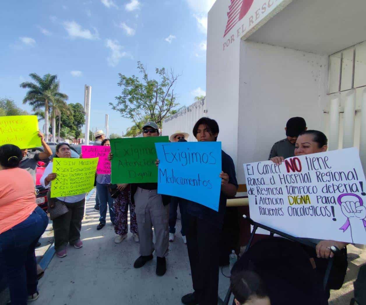 Acuerdan atención remota para pacientes de Pemex