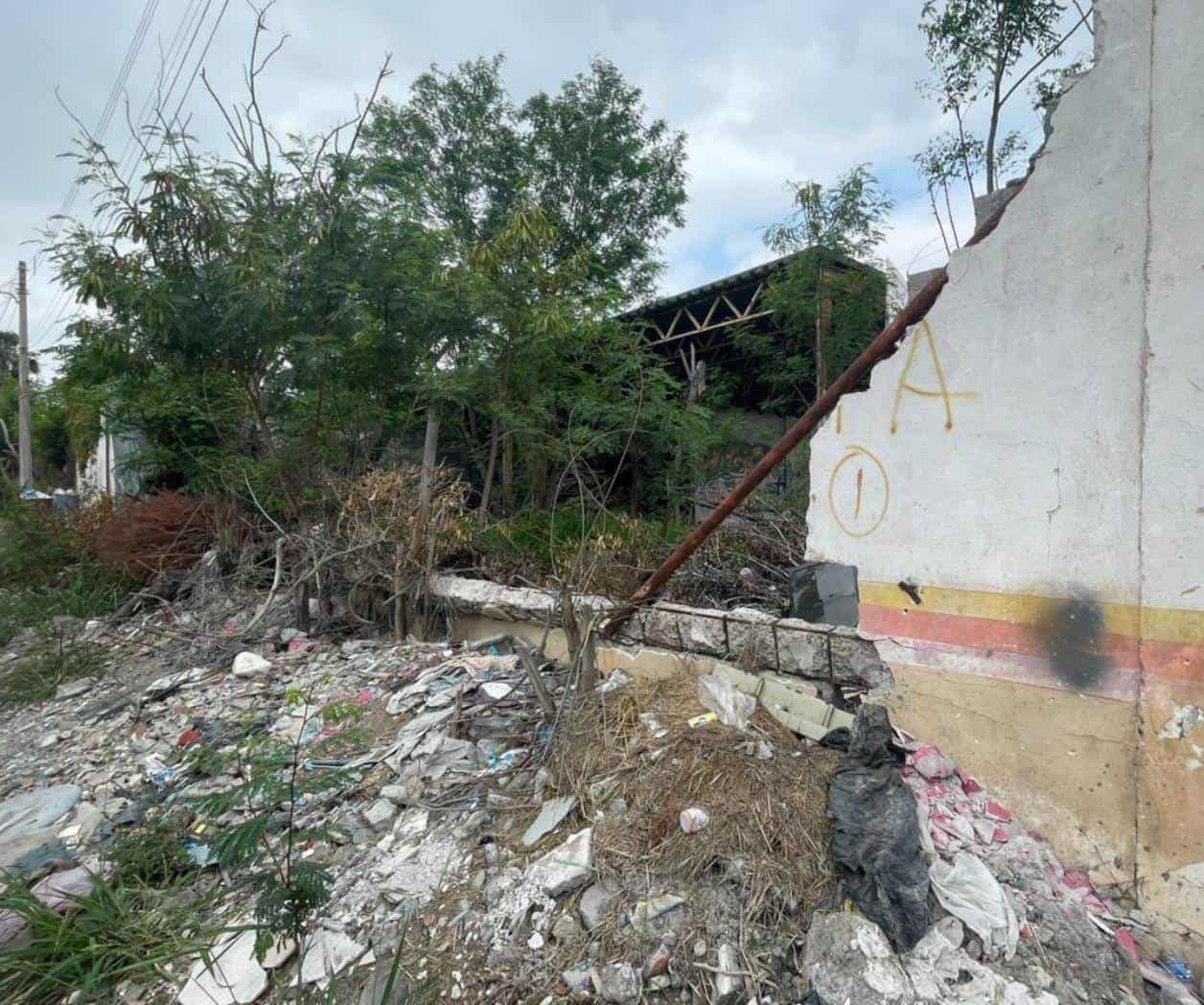 Peligro de derrumbe de bodega abandonada