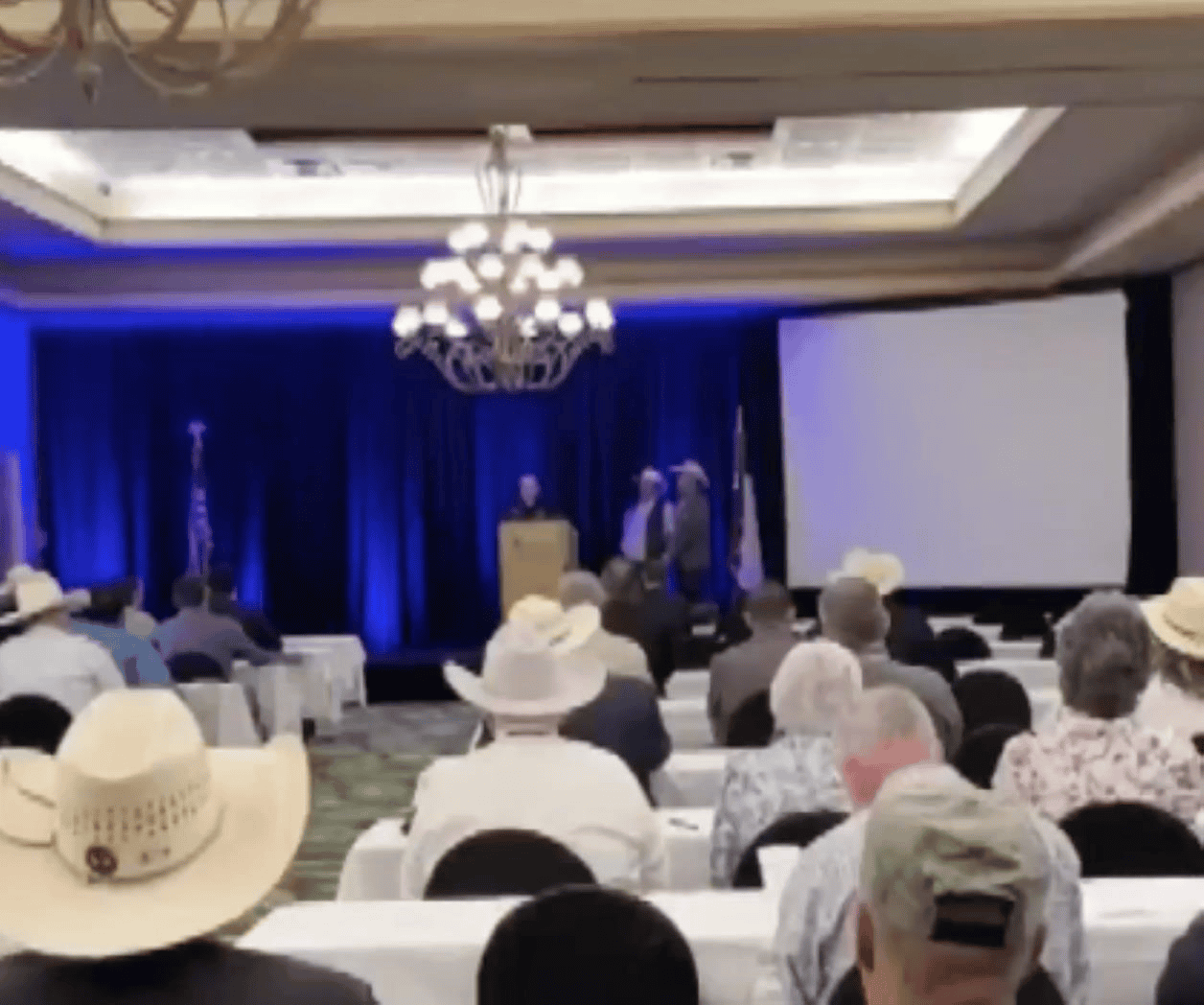 Alguaciles abordan estrategias de seguridad durante reunión