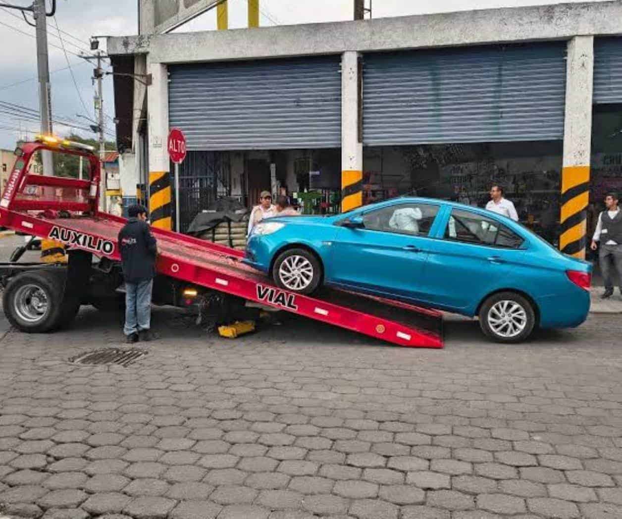 Van contra Uber y DiDi