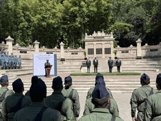 Fuerza Aérea realiza ceremonia luctuosa a pilotos del Escuadrón 201