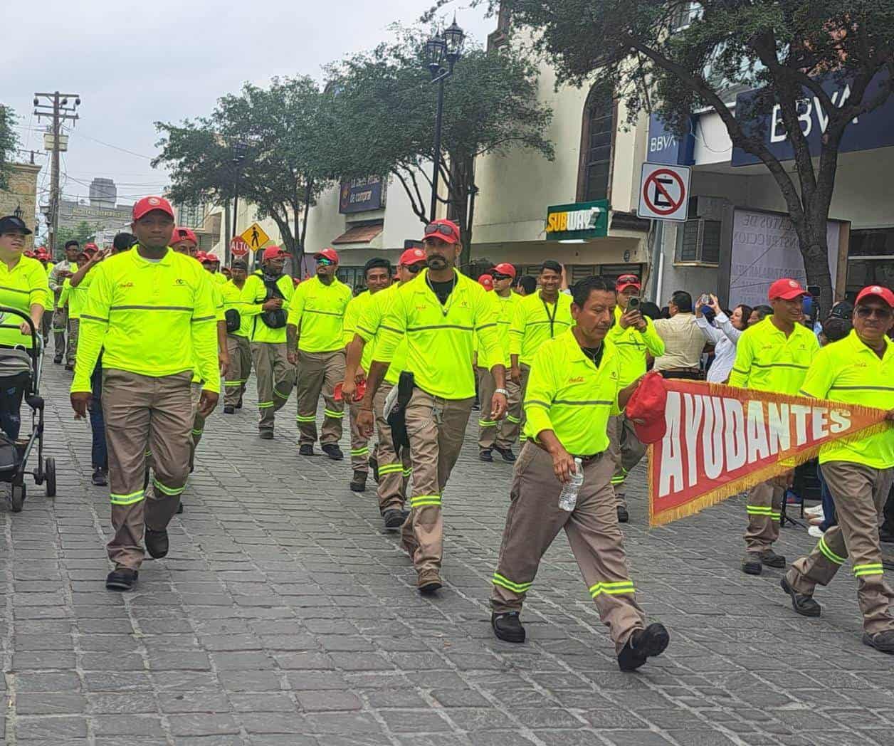 Obreros de Reynosa exigen freno a carestía en desfile