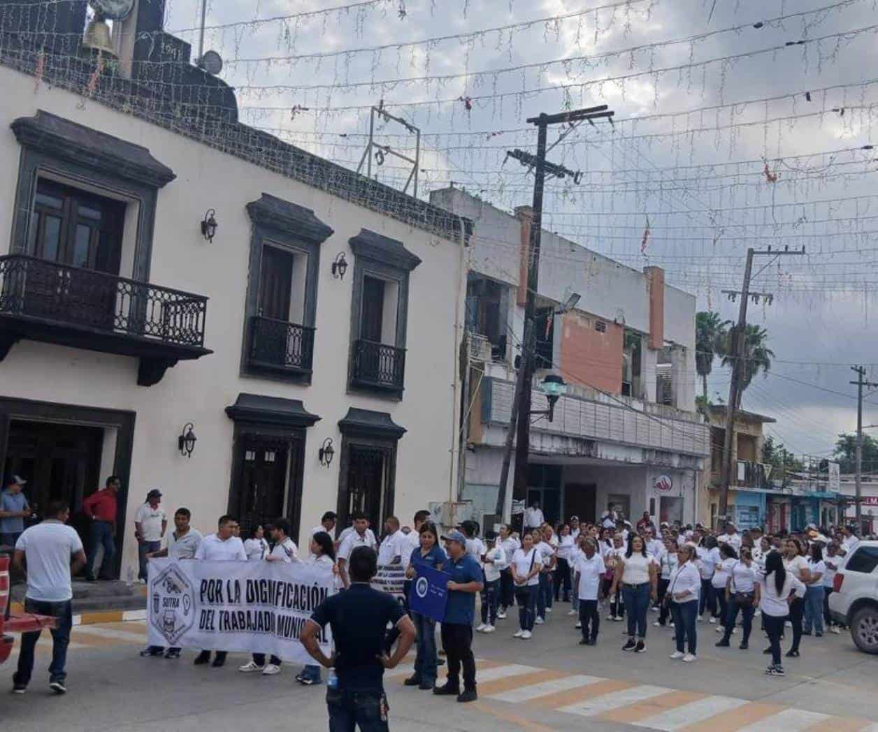 Tras 10 años reactivan desfile Día del Trabajo en San Fernando