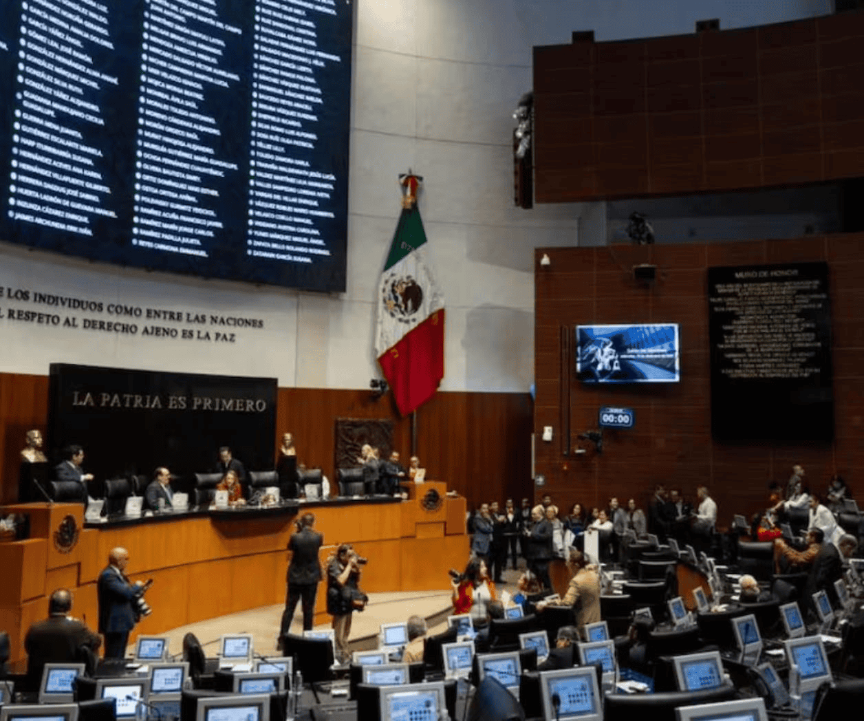 Senado destaca aval a jornada de 40 horas y apoyo al campo