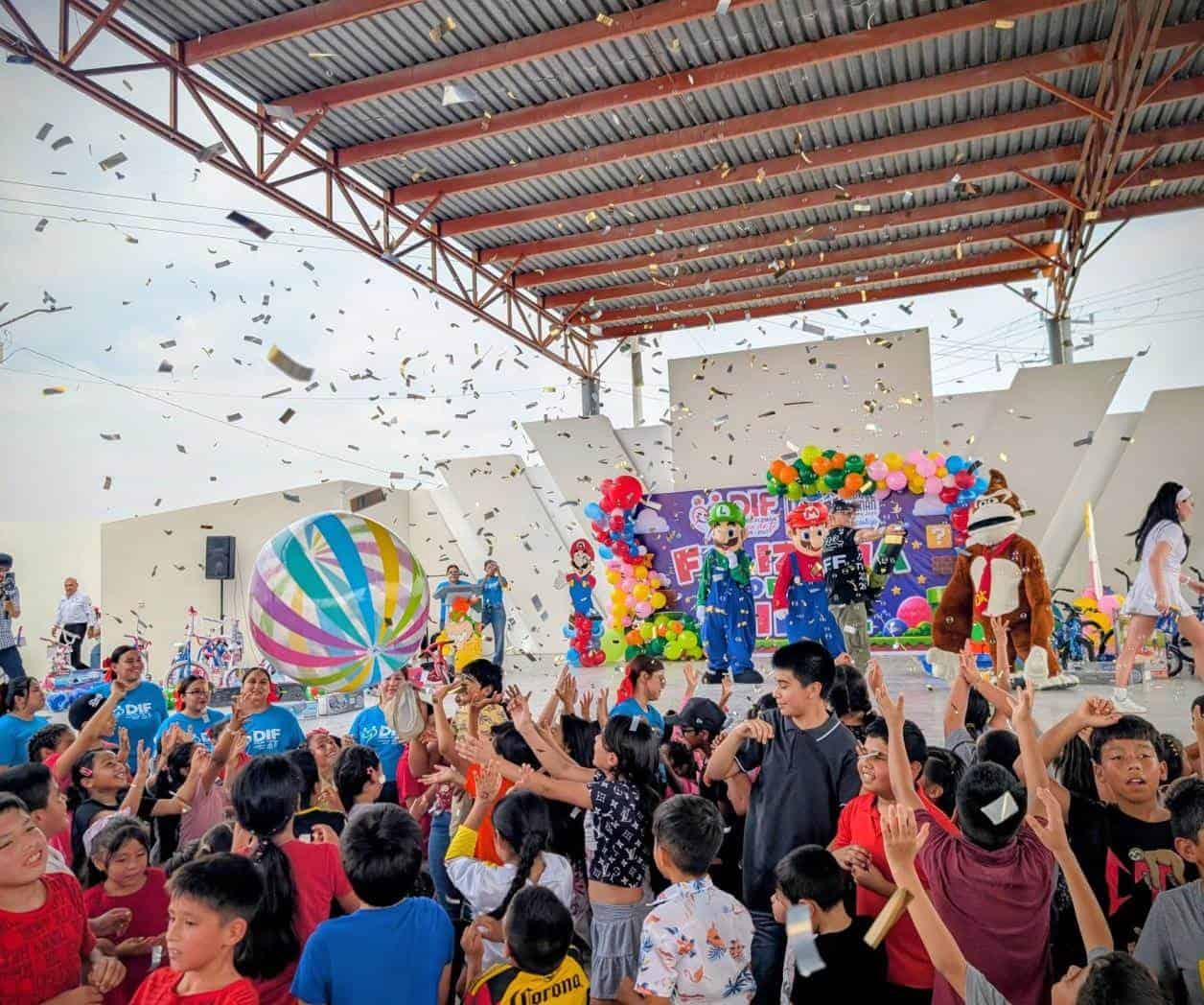 Realizan con éxito tradicional Festival del Día de la Niñez